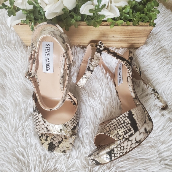 Steve Madden Shoes - Steve Madden Snakeskin Platform Heels